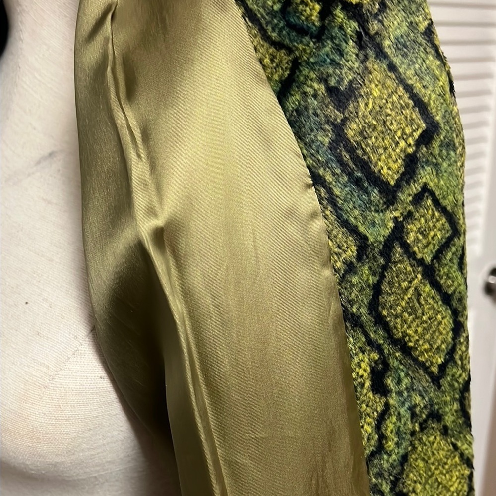Versace vintage Y2K Vibrant green/ yellow Python faux fur Coat size M - Picture 14 of 14